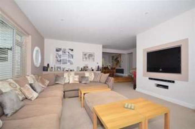  Image of 3 bedroom Bungalow for sale in Gordon Grove Westgate-on-Sea CT8 at Westgate-On-Sea Kent Westgate-On-Sea, CT8 8NS