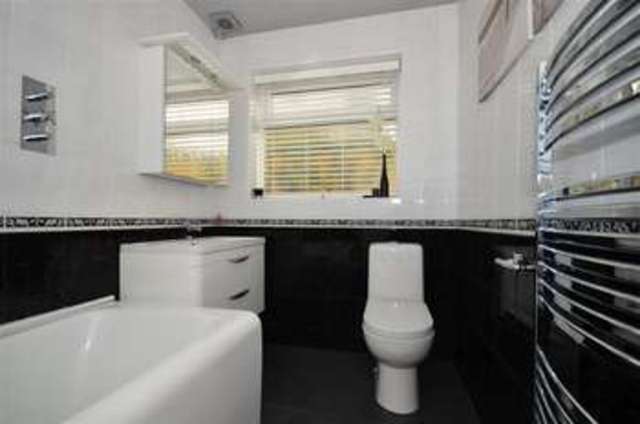  Image of 3 bedroom Bungalow for sale in Gordon Grove Westgate-on-Sea CT8 at Westgate-On-Sea Kent Westgate-On-Sea, CT8 8NS