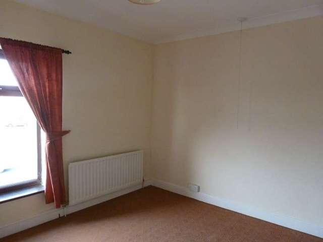  Image of 3 bedroom End of Terrace to rent in Gorleston Road Oulton Lowestoft NR32 at Oulton Broad  Lowestoft, NR32 3AD