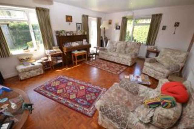  Image of 3 bedroom Bungalow for sale in Grange Close Horam Heathfield TN21 at Horam Heathfield Burlow, TN21 0EE