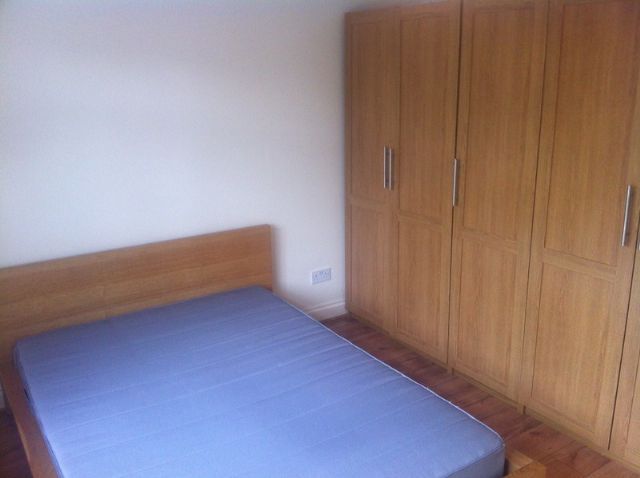  Image of 2 bedroom Flat to rent in Grange Park London W5 at 53 Grange Park  Ealing, W5 3PR