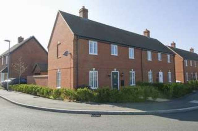  Image of 3 bedroom Semi-Detached house for sale in Woodpecker Close Great Barford Bedford MK44 at Woodpecker Close Great Barford Bedford, MK44 3BG