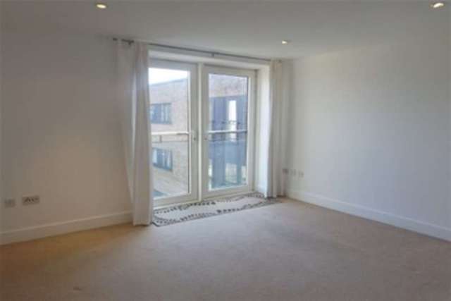  Image of 1 bedroom Flat to rent in Ferry Court Cardiff CF11 at Cardiff, CF11 0JD