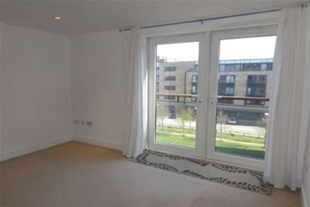  Image of 1 bedroom Flat to rent in Ferry Court Cardiff CF11 at Cardiff, CF11 0JD
