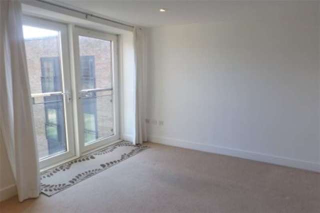  Image of 1 bedroom Flat to rent in Ferry Court Cardiff CF11 at Cardiff, CF11 0JD