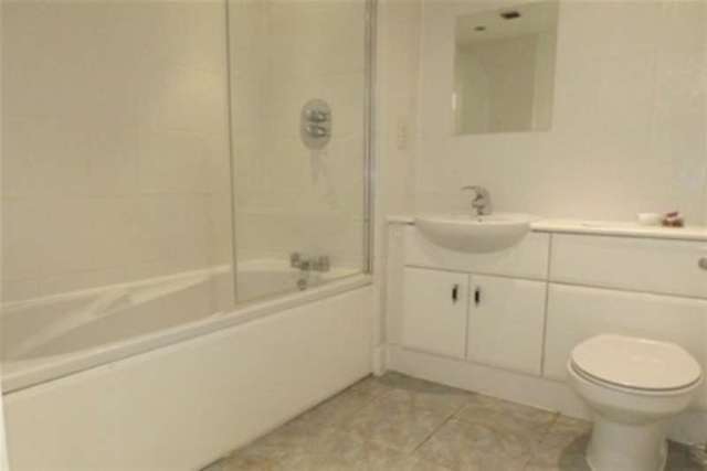  Image of 1 bedroom Flat to rent in Ferry Court Cardiff CF11 at Cardiff, CF11 0JD