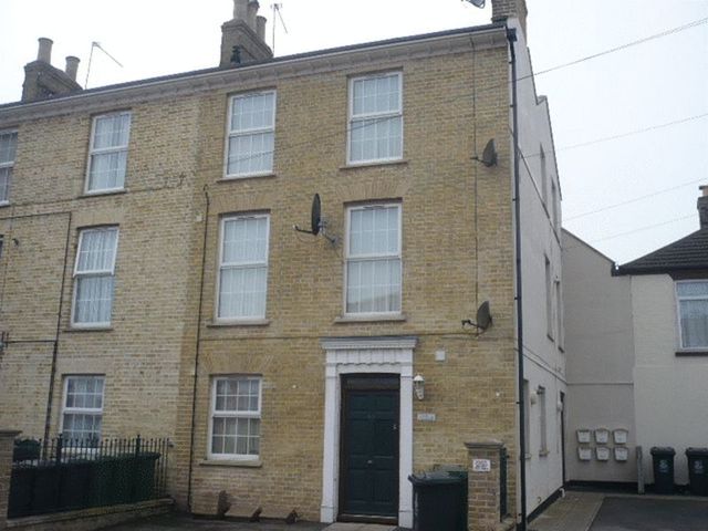  Image of 1 bedroom Flat to rent in St. Georges Road Great Yarmouth NR30 at St Georges Road  Great Yarmouth, NR30 2EU