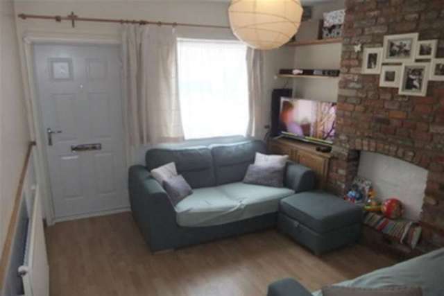  Image of 3 bedroom Terraced house to rent in Greencroft Street Salisbury SP1 at Salisbury, SP1 1JE