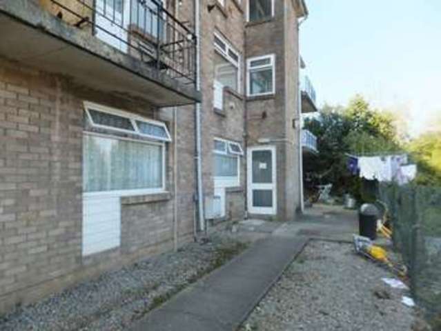  Image of 2 bedroom Flat to rent in Greenland Crescent Fairwater Cardiff CF5 at Greenland Crescent Fairwater Cardiff, CF5 3HE