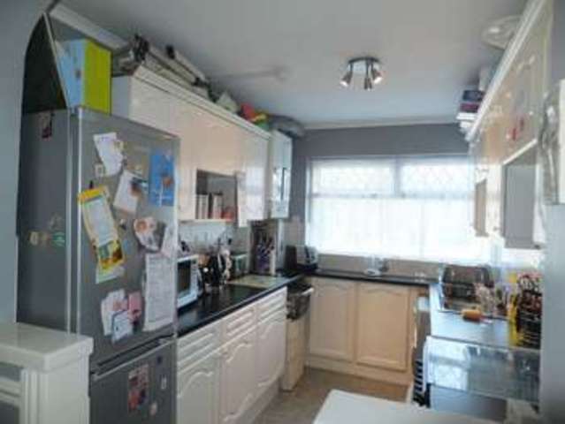  Image of 2 bedroom Flat to rent in Greenland Crescent Fairwater Cardiff CF5 at Greenland Crescent Fairwater Cardiff, CF5 3HE