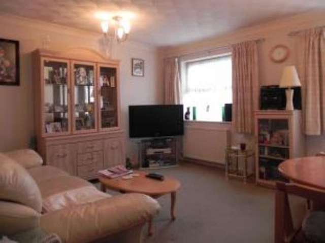  Image of 1 bedroom Flat for sale in Parkside Waltham Cross EN8 at Parkside Waltham Cross Waltham Cross, EN8 7TJ