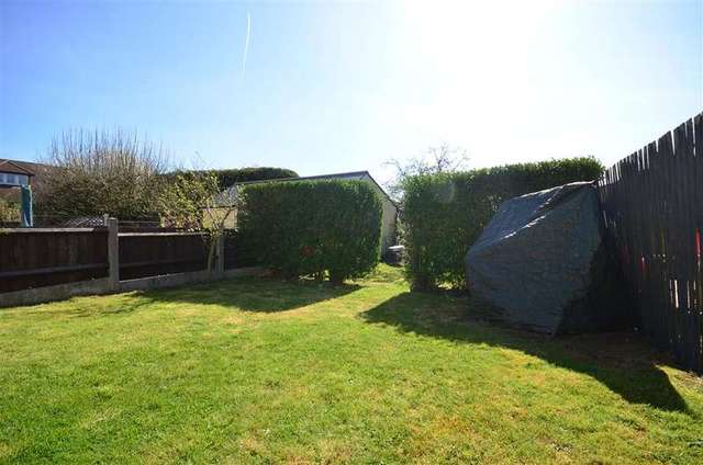  Image of 3 bedroom Terraced house for sale in Grosvenor Drive Loughton IG10 at Loughton Essex Loughton, IG10 2LG