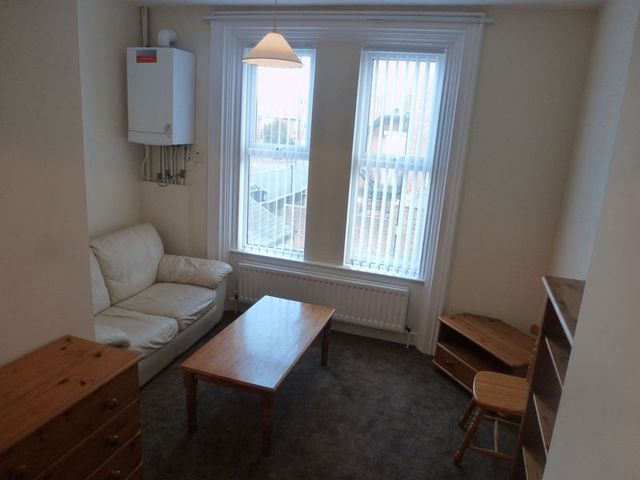  Image of 1 bedroom Flat to rent in Grosvenor Road Jesmond Newcastle upon Tyne NE2 at Grosvenor Road Array Jesmond, NE2 2RJ
