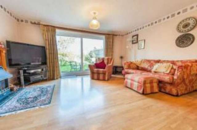  Image of 4 bedroom Detached house for sale in Greenside Close Guildford GU4 at Guildford Surrey West Clandon, GU4 7EU