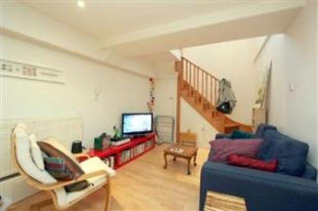  Image of 1 bedroom Flat to rent in Hackney Road London E2 at Hackney Road  Shoreditch, E2 8PR
