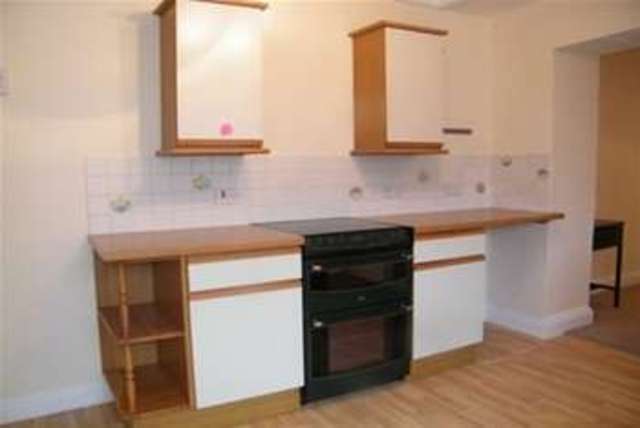  Image of 2 bedroom Flat to rent in Haddington Road Stoke Plymouth PL2 at Plymouth, PL2 1RR