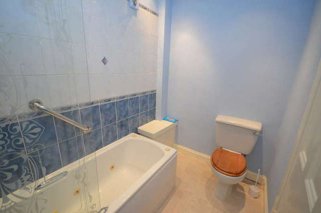  Image of 2 bedroom Terraced house to rent in Haldane Road Darwen BB3 at Darwen Lancashire Earcroft, BB3 0AE
