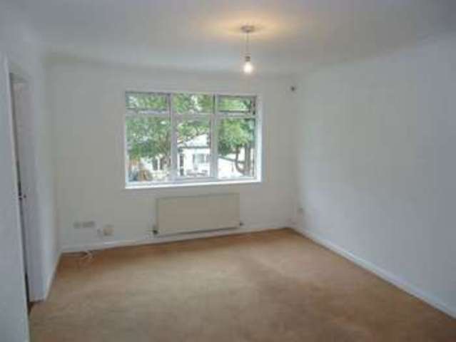  Image of 2 bedroom Flat to rent in Halfpenny Close Garston Liverpool L19 at Halfpenny Close  Liverpool, L19 1SP