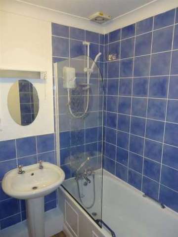  Image of 2 bedroom Flat to rent in Halfpenny Close Garston Liverpool L19 at Halfpenny Close  Liverpool, L19 1SP