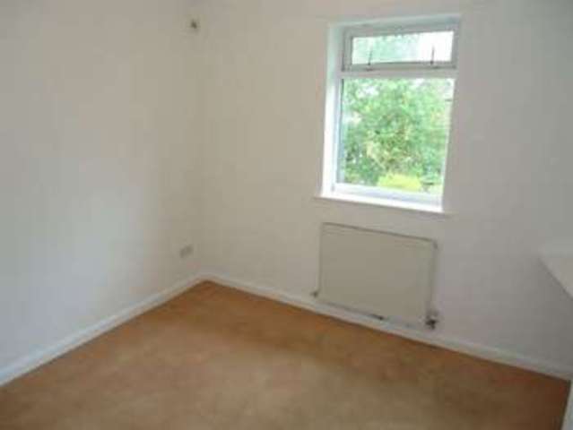  Image of 2 bedroom Flat to rent in Halfpenny Close Garston Liverpool L19 at Halfpenny Close  Liverpool, L19 1SP