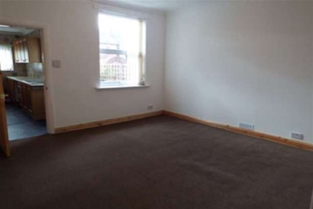  Image of 2 bedroom Terraced house to rent in Halfpenny Lane Featherstone Pontefract WF7 at Pontefract, WF7 6LD