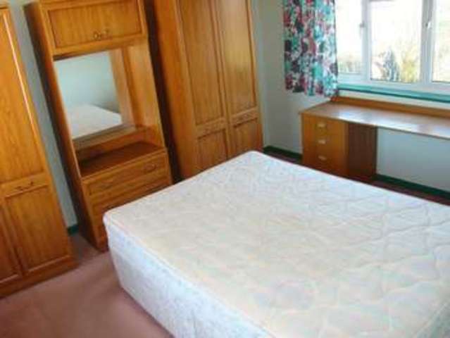  Image of 4 bedroom Semi-Detached house for sale in Oakleigh Avenue Hallow Worcester WR2 at Oakleigh Avenue Hallow Worcester, WR2 6NG