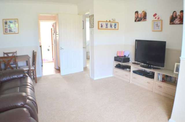 Image of 2 bedroom Bungalow for sale in Hamlands Lane Willingdon Eastbourne BN22 at Hamlands Lane  Eastbourne, BN22 0QY