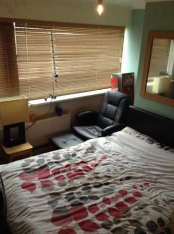  Image of 4 bedroom Property for sale in Hampden Grove Eccles Manchester M30 at Manchester Greater Manchester Manchester, M30 0QU