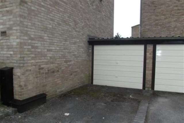  Image of 1 bedroom Flat to rent in Hampsthwaite Road Harrogate HG1 at Harrogate, HG1 2DT
