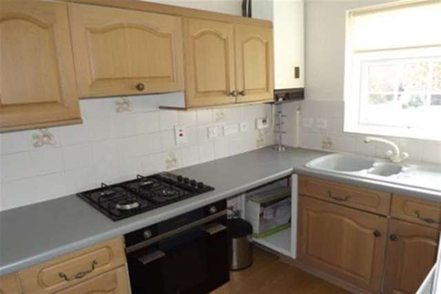  Image of 2 bedroom Detached house to rent in Harebell Close Hartley Wintney Hook RG27 at Hook, RG27 8TW