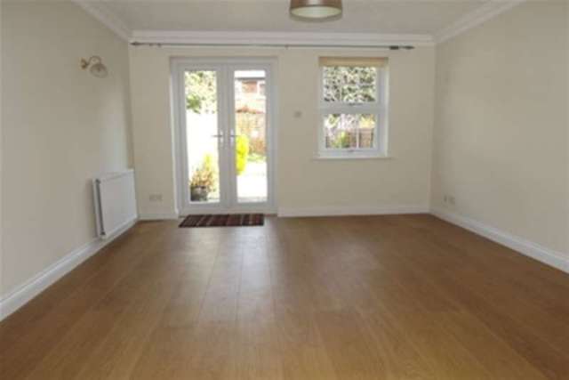  Image of 2 bedroom Detached house to rent in Harebell Close Hartley Wintney Hook RG27 at Hook, RG27 8TW