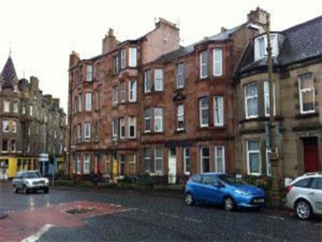  Image of 2 bedroom Flat to rent in Harrison Road Edinburgh EH11 at Shandon Edinburgh Edinburgh, EH11 1EG