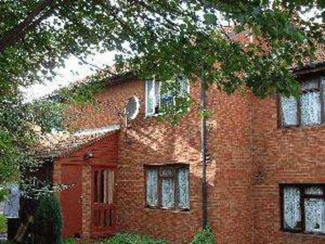 Image of 1 bedroom Property to rent in Harrowby Drive Tipton DY4 at Harrowby Drive Dudley Port Tipton, DY4 8SZ