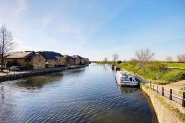  Image of 2 bedroom Flat for sale in Harry Zeital Way London E5 at Harry Zeital Way  Hackney, E5 9RP