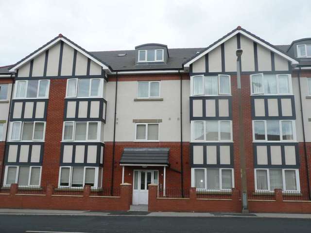  Image of 2 bedroom Flat to rent in Hawes Side Lane Blackpool FY4 at Hawes Side Lane  Blackpool, FY4 4FN