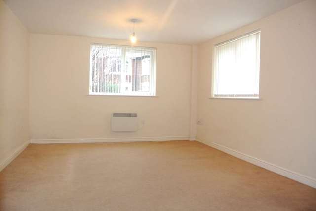  Image of 2 bedroom Flat to rent in Hawes Side Lane Blackpool FY4 at Hawes Side Lane  Blackpool, FY4 4FN