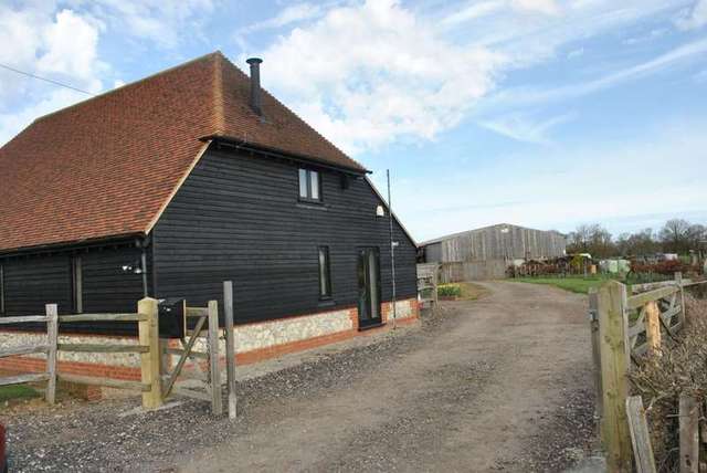  Image of 3 bedroom Detached house for sale in Hawkenbury Road Hawkenbury Tonbridge TN12 at Hawkenbury Road Hawkenbury STAPLEHURST, TN12 0DU