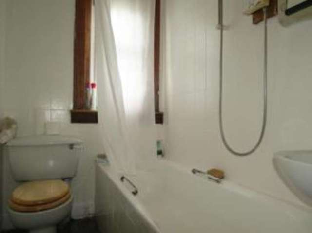  Image of 2 bedroom Flat for sale in Hayfield Falkirk FK2 at Falkirk Stirlingshire Bainsford, FK2 7XH