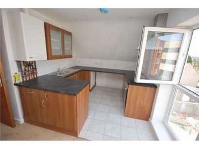  Image of 2 bedroom Flat to rent in Haynes Lane Staple Hill Bristol BS16 at Haynes Lane Staple Hill BRISTOL, BS16 5JG