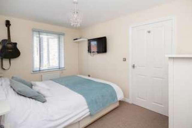  Image of 3 bedroom Semi-Detached house for sale in Oleander Drive Totton Southampton SO40 at Oleander Drive Totton Southampton, SO40 8XX