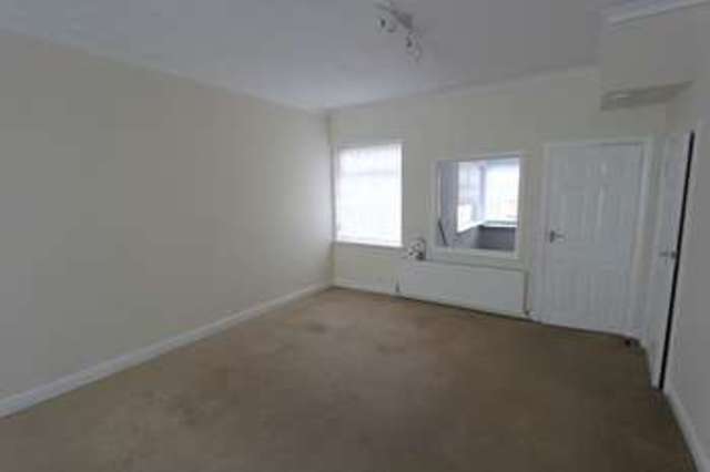  Image of 3 bedroom Terraced house for sale in Heathcote Street Hull HU6 at Heathcote Street  Hull, HU6 7LP