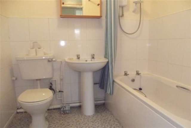  Image of 2 bedroom Flat to rent in Heatherhayes Ipswich IP2 at Ipswich, IP2 9DD