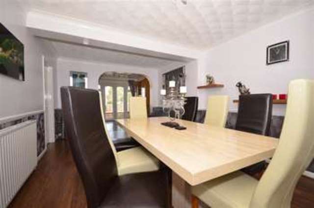  Image of 4 bedroom Semi-Detached house for sale in Heathview Avenue Crayford Dartford DA1 at Dartford Kent Dartford, DA1 3QB
