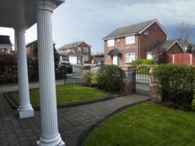  Image of 3 bedroom Detached house for sale in Henderson Close Great Sankey Warrington WA5 at Great Sankey Warrington Penketh, WA5 3JJ