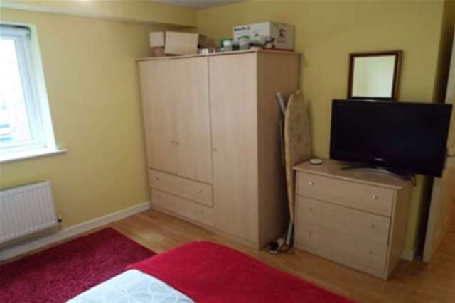  Image of 1 bedroom Flat to rent in Henwick Road Worcester WR2 at Worcester, WR2 5NT