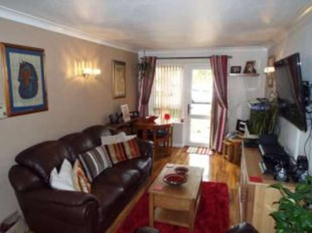 Image of 1 bedroom Flat for sale in Eastfield Road Peterborough PE1 at Eastfield Road Peterborough Newark, PE1 4RB
