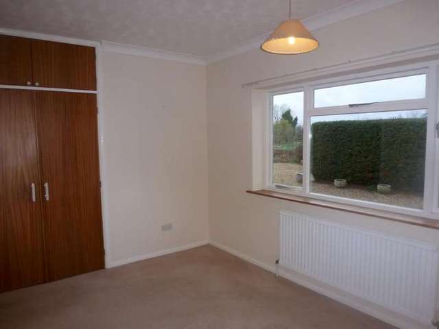  Image of 3 bedroom Bungalow to rent in Herne Road Ramsey St. Marys Ramsey Huntingdon PE26 at Ramsey St Marys, PE26 2SY