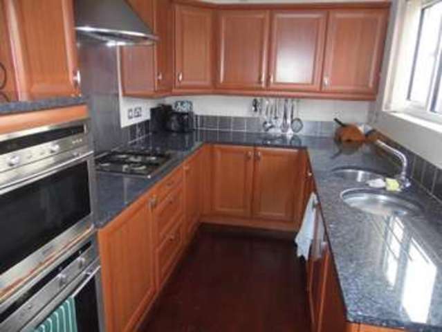  Image of 4 bedroom Detached house for sale in Heron Close Queensbury Bradford BD13 at Bradford West Yorkshire Bradford, BD13 1NR