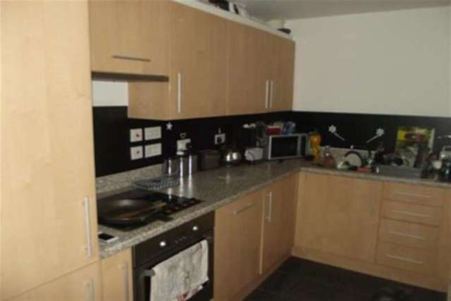  Image of 1 bedroom Flat to rent in Queens Road Nottingham NG2 at Nottingham, NG2 3AT