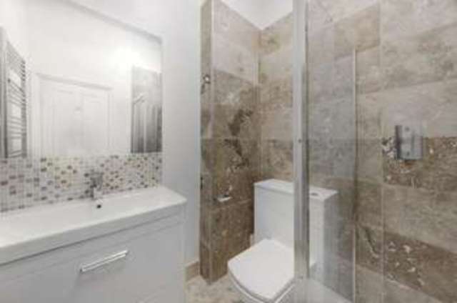 Image of 2 bedroom Flat to rent in High Holborn London WC1V at High Holborn  London, WC1V 7EE